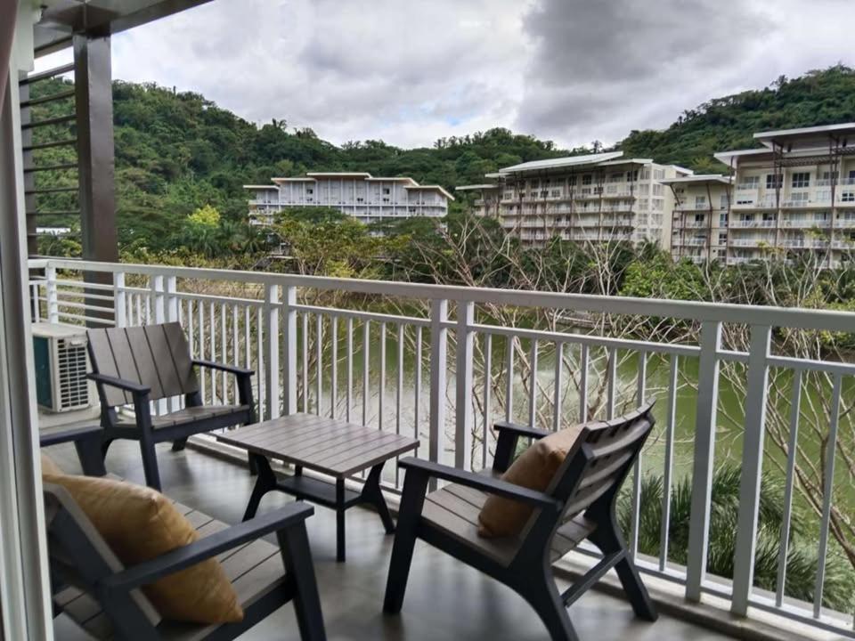 Pico De Loro Beach And Country Club Cutad Exterior photo